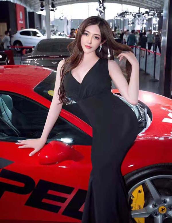 曼谷围经纪人微信