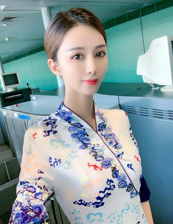 新加坡伴游大学生