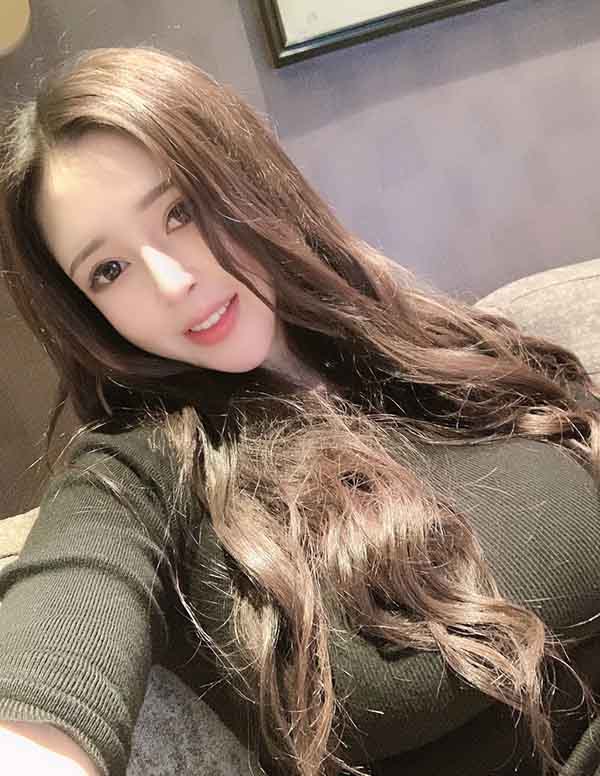 波士顿大学生伴游