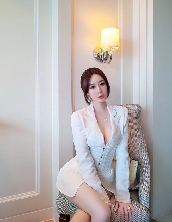 曼谷伴游大学生