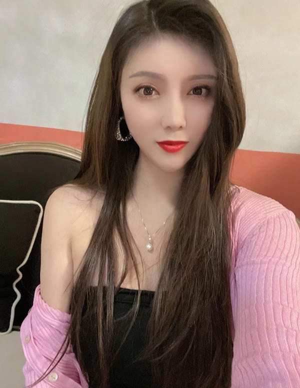 巴黎外围模特联系方式