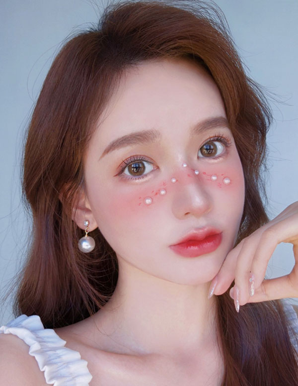 新加坡围经纪人微信